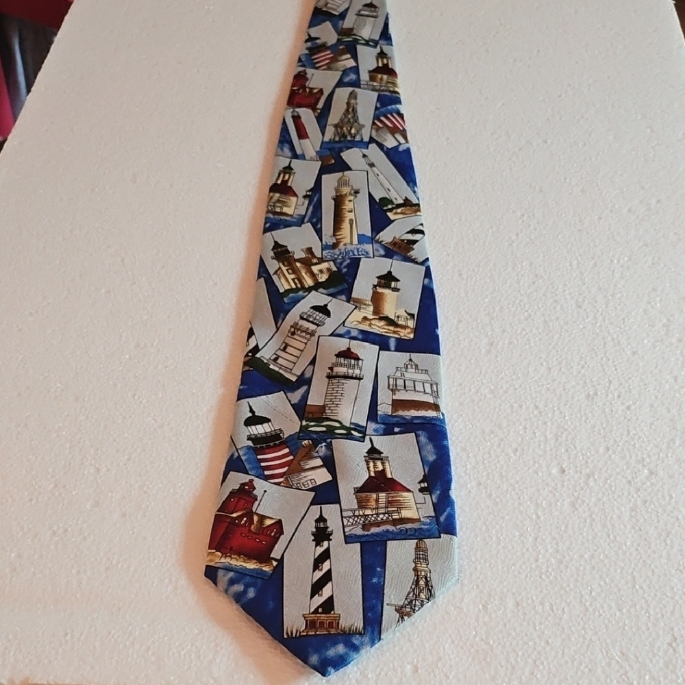 Lighthouse Print Tie